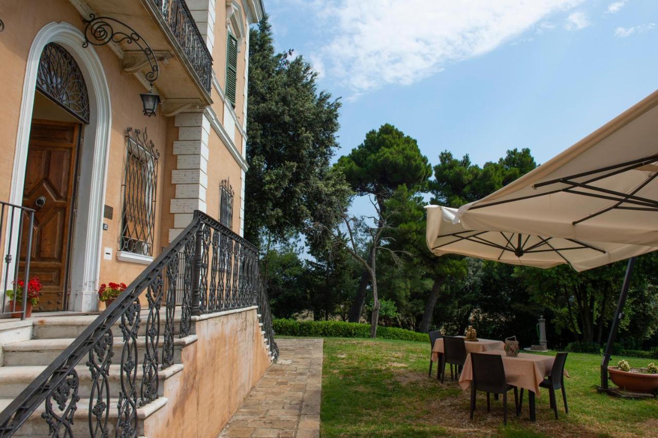 Tenuta Villa Colle Sereno Montemarciano Exterior photo
